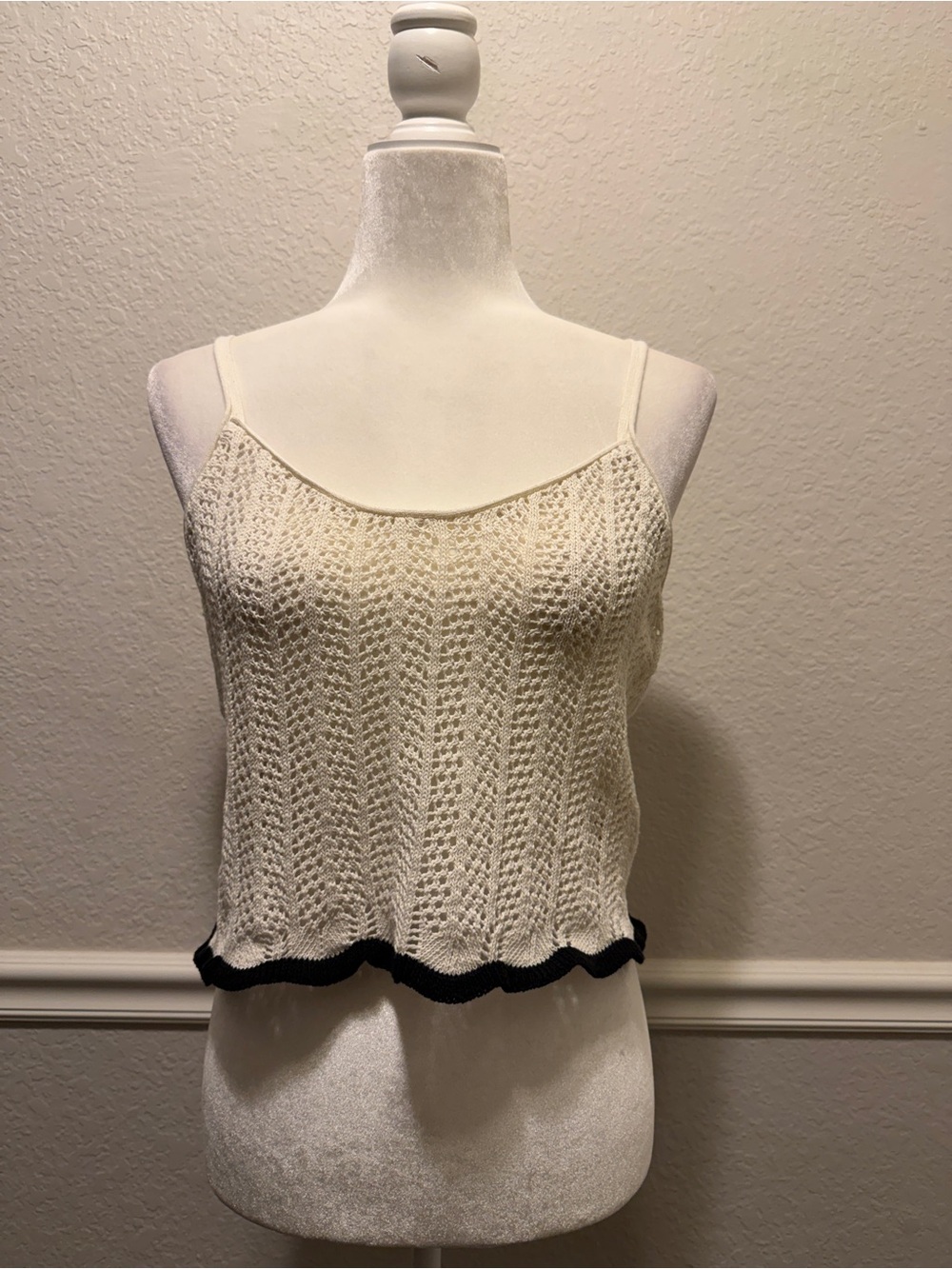Zara Cream Knit Cami with Black Ruffle Hem Size M NWOPT